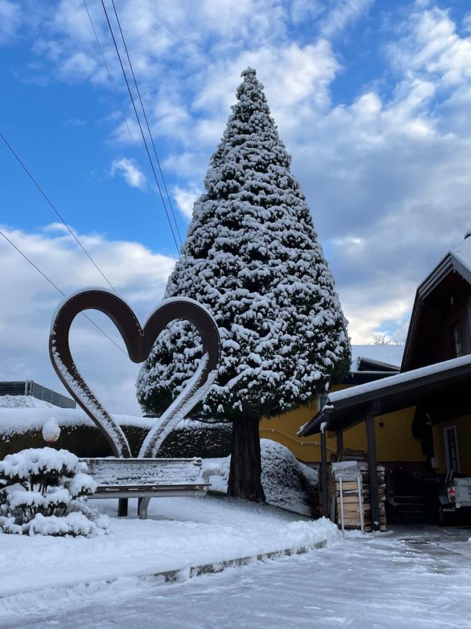 Sun Chalet ชลัดมิง ภายนอก รูปภาพ